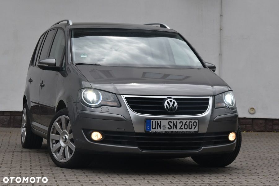 Volkswagen Touran 2.0 TDI DPF BlueMotion Technology Comfortline - 4