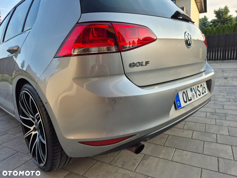 Volkswagen Golf 1.2 TSI BlueMotion Technology Cup - 16