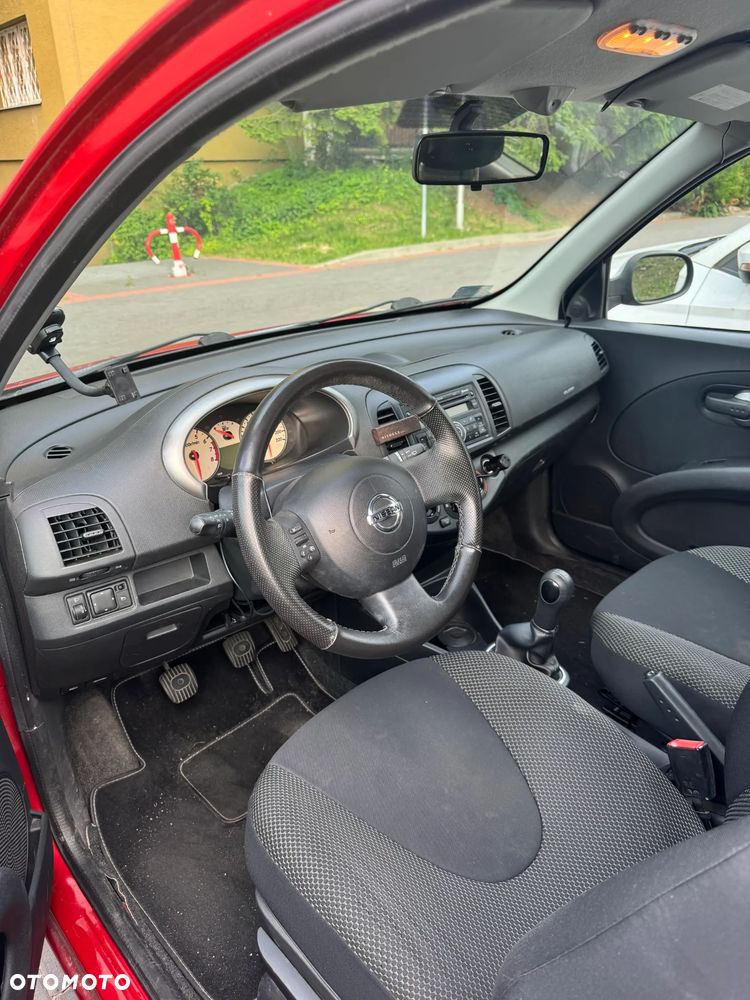 Nissan Micra - 1