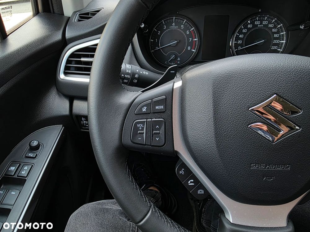 Suzuki S-Cross 1.4 BoosterJet mHEV Premium Plus SP - 13