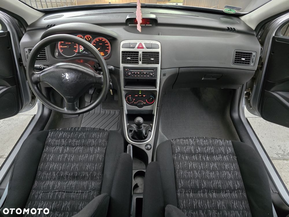Peugeot 307 - 6
