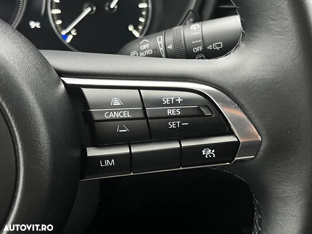 Mazda CX-30 - 16