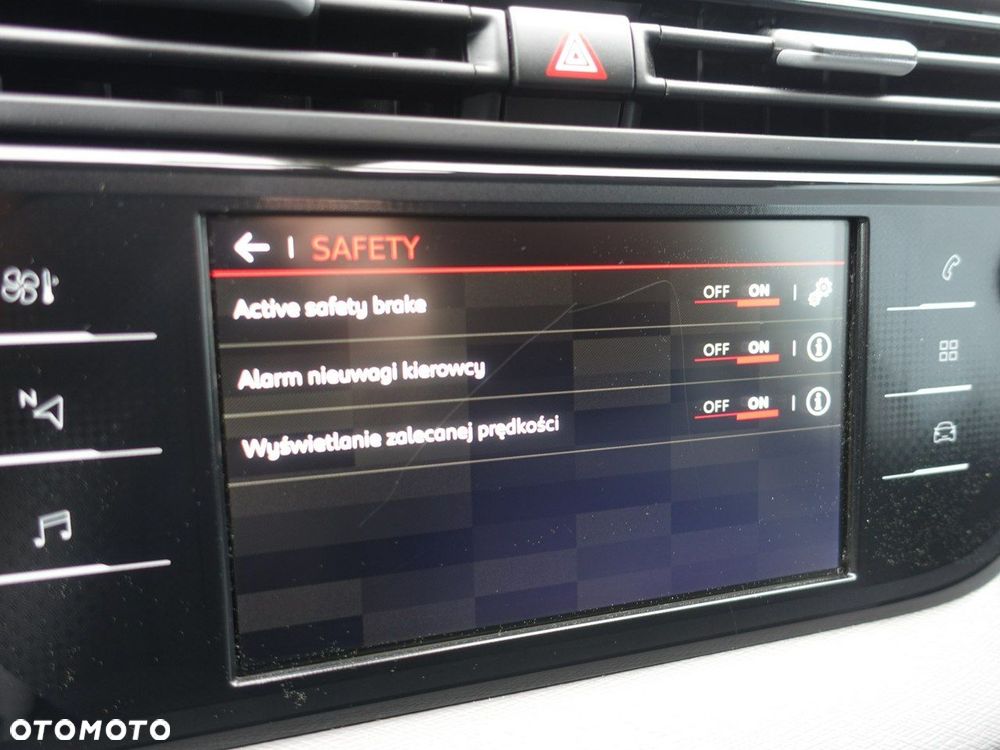 Citroën C4 SpaceTourer - 21