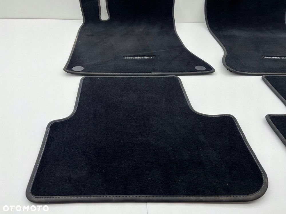mercedes w246 w176 amg dywaniki welurowe komplet a1176804600 - 3
