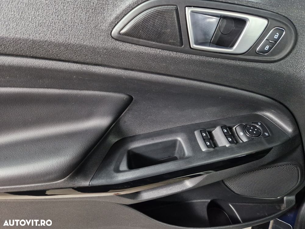 Ford EcoSport - 10