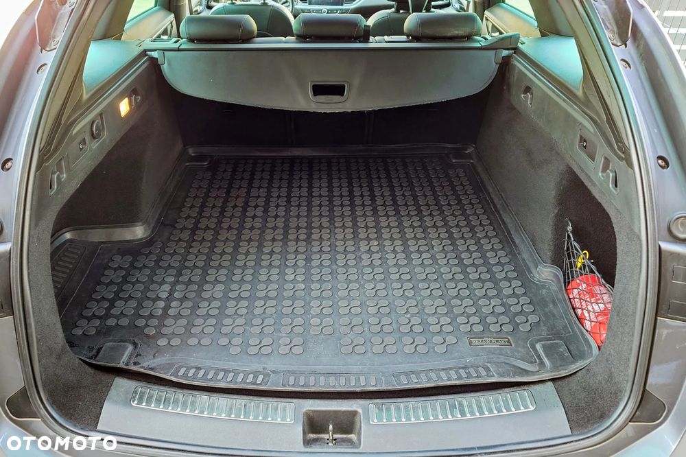 Opel Insignia 2.0 CDTI 4x4 Innovation S&S - 16