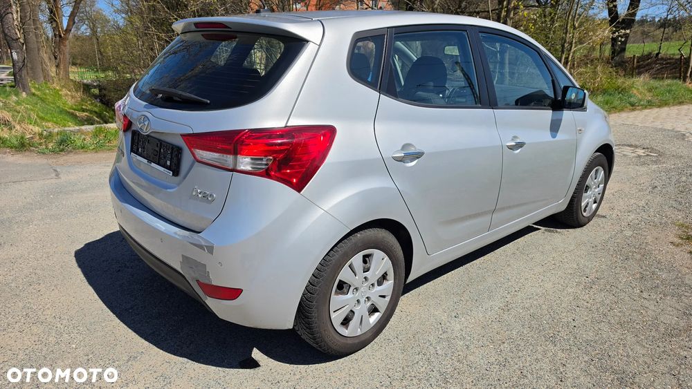 Hyundai ix20 - 6