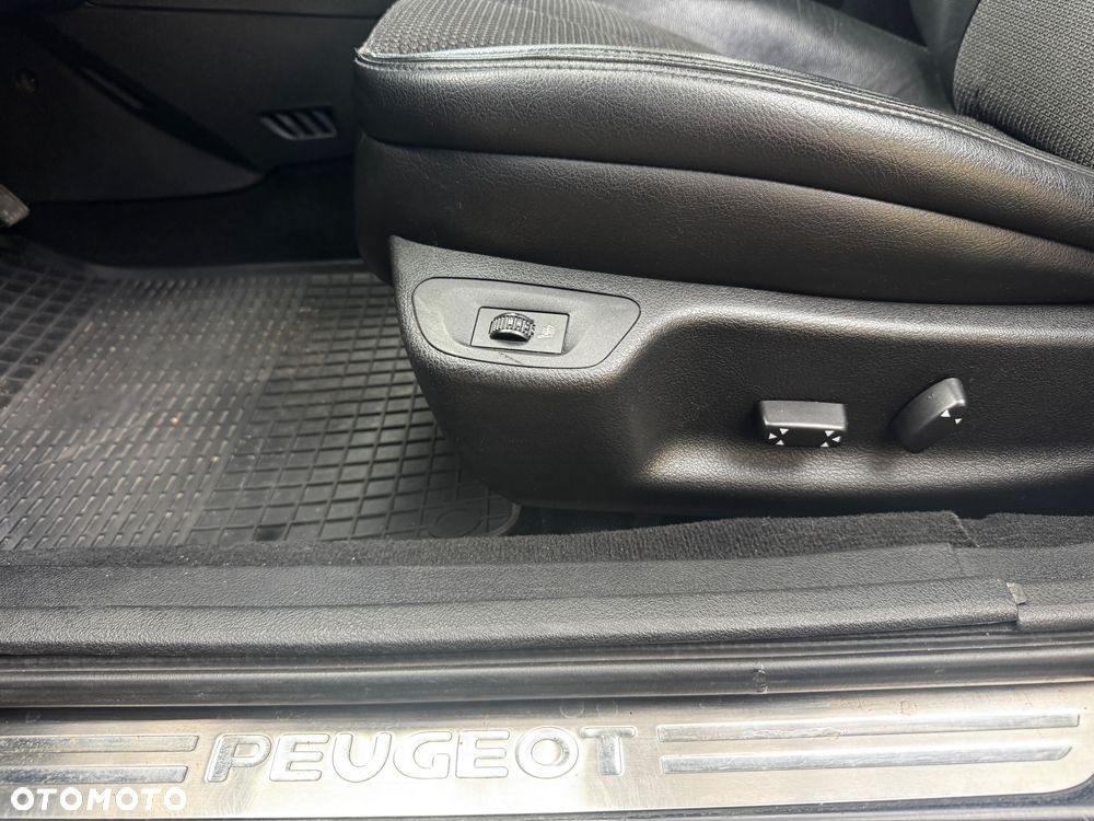Peugeot 407 2.0 HDI Sport - 23
