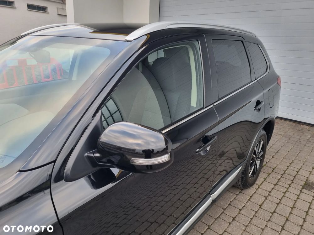 Mitsubishi Outlander 2.0 2WD Edition 100 - 30