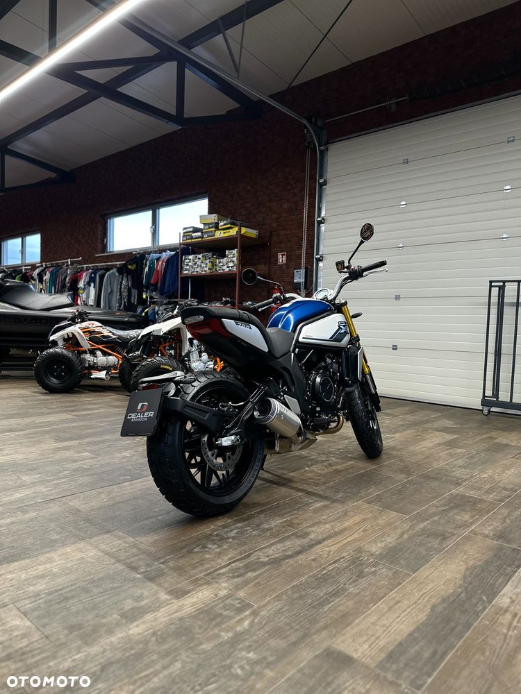 CFMoto 700CL-X Heritage - 5