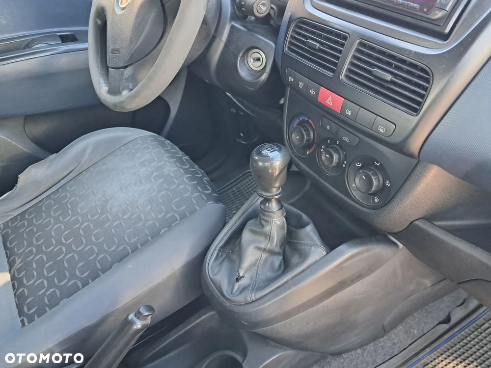 Fiat Doblo - 16