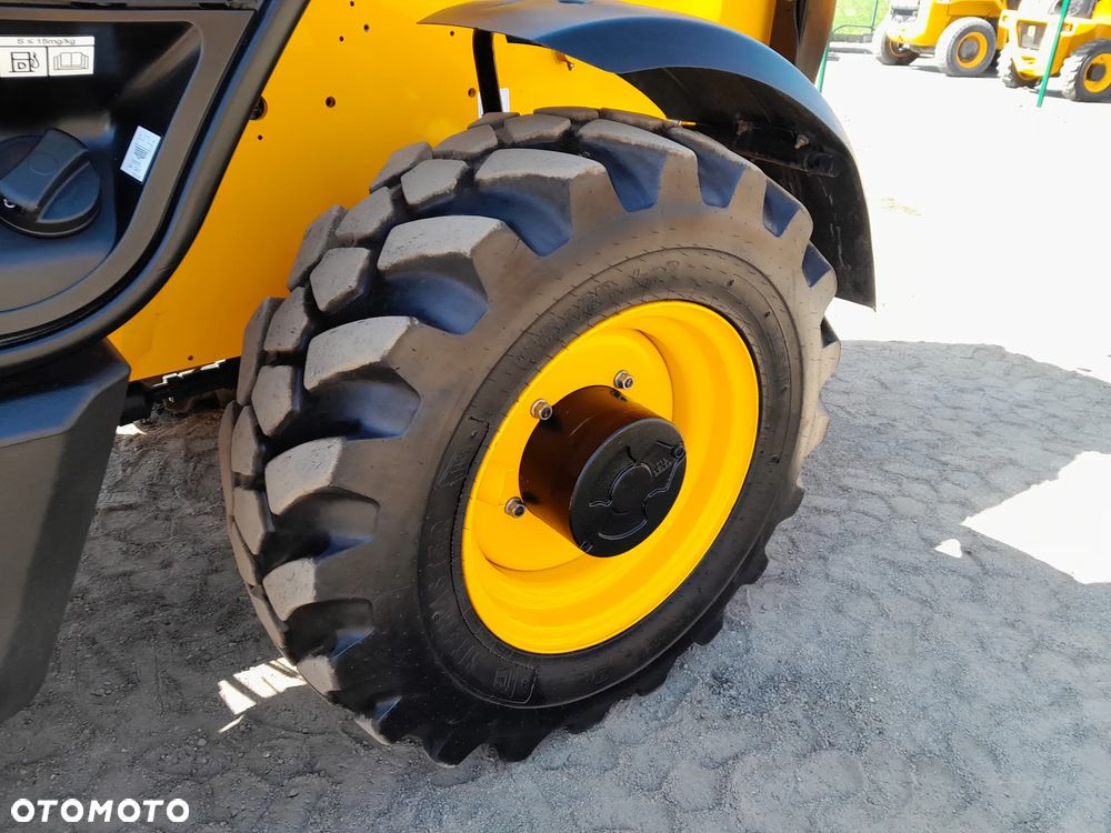 JCB 540-170 2021R - 24