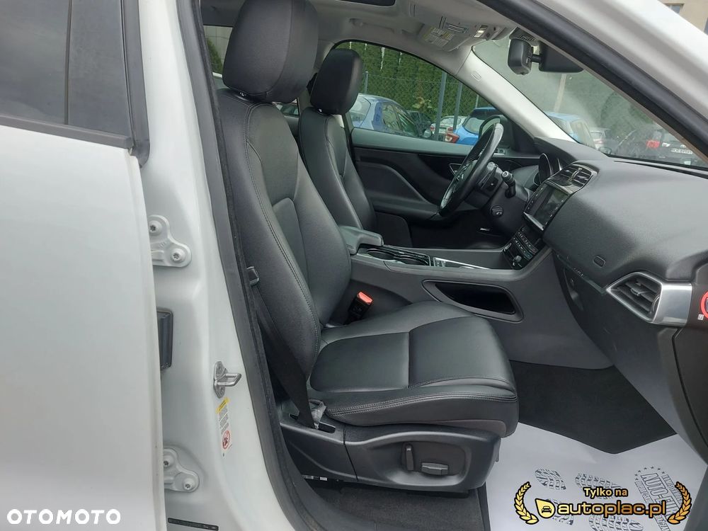 Jaguar F-Pace 3.0 V6 AWD Prestige - 15