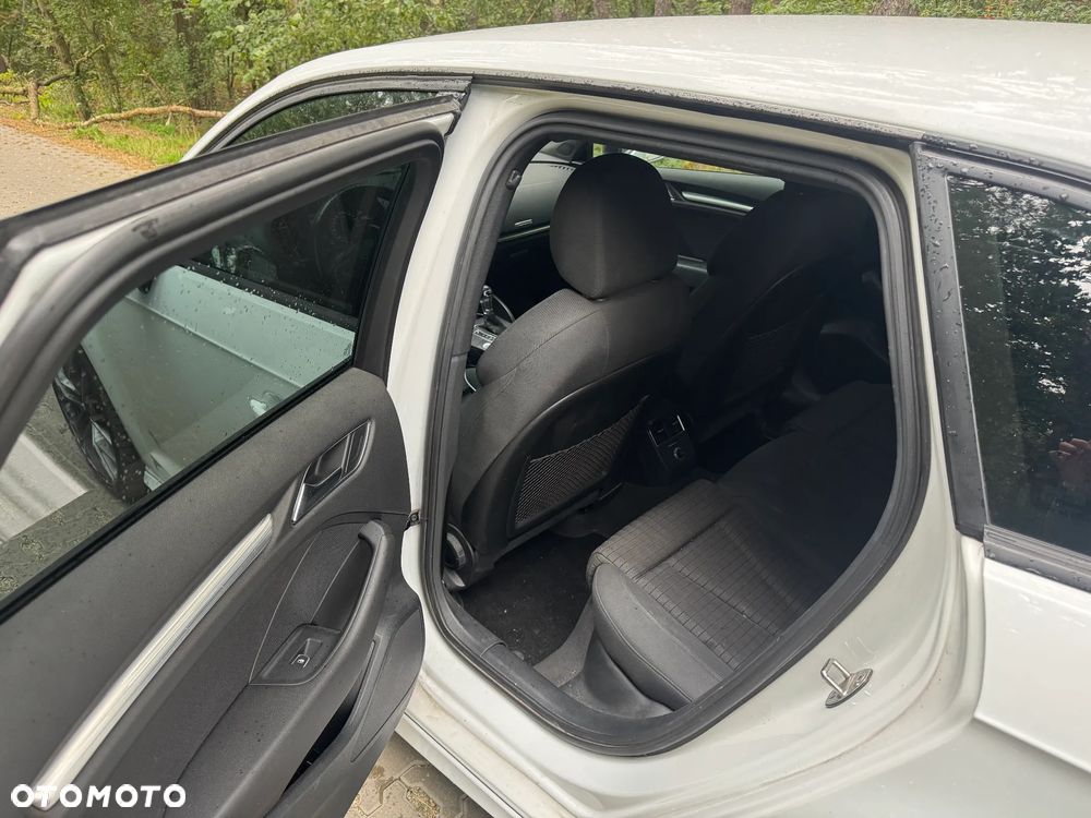 Audi A3 Sportback 1.6 TDI Sport S tronic - 9