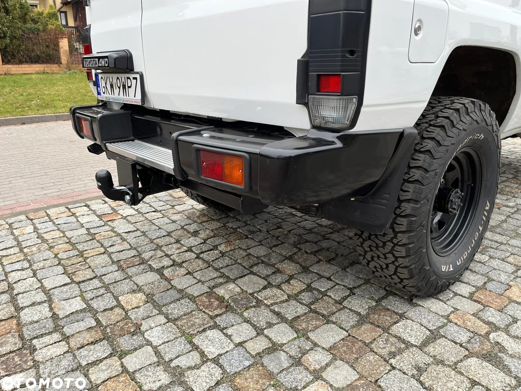Toyota Land Cruiser HT LX - 14