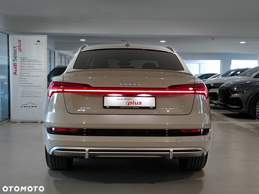 Audi e-tron Sportback 55 Quattro S Line - 8