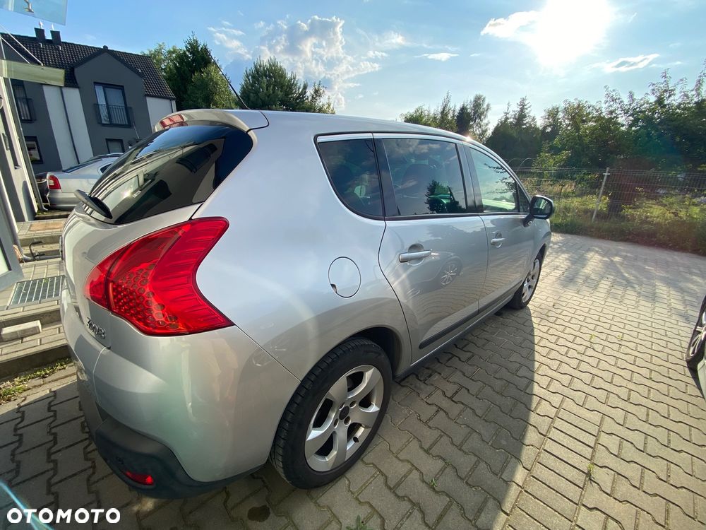 Peugeot 3008 1.6 HDi Premium - 4