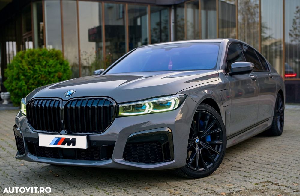 BMW Seria 7 745e - 1