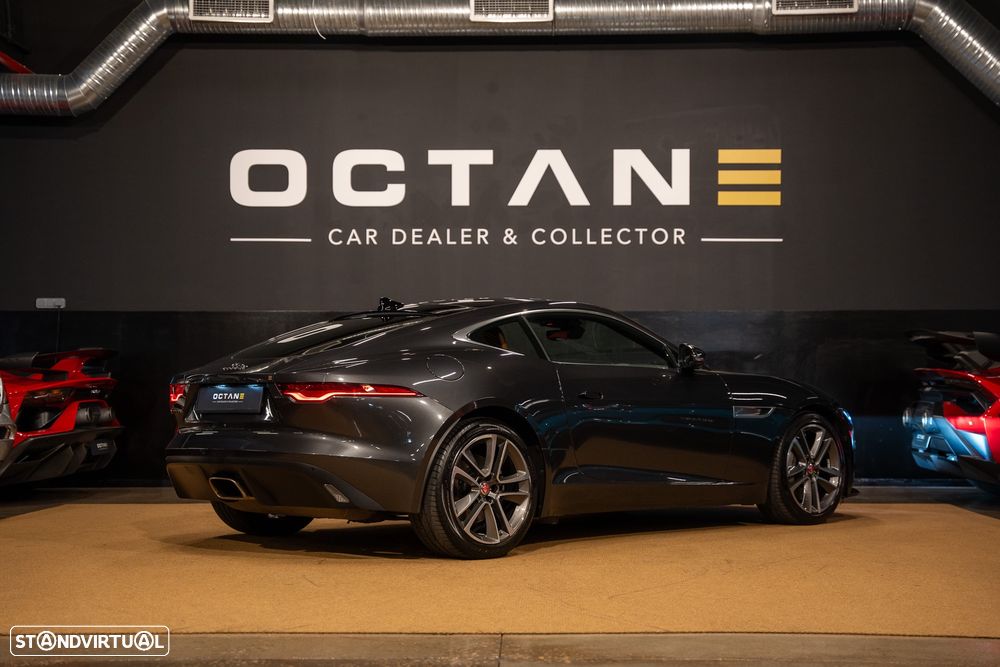 Jaguar F-Type - 5