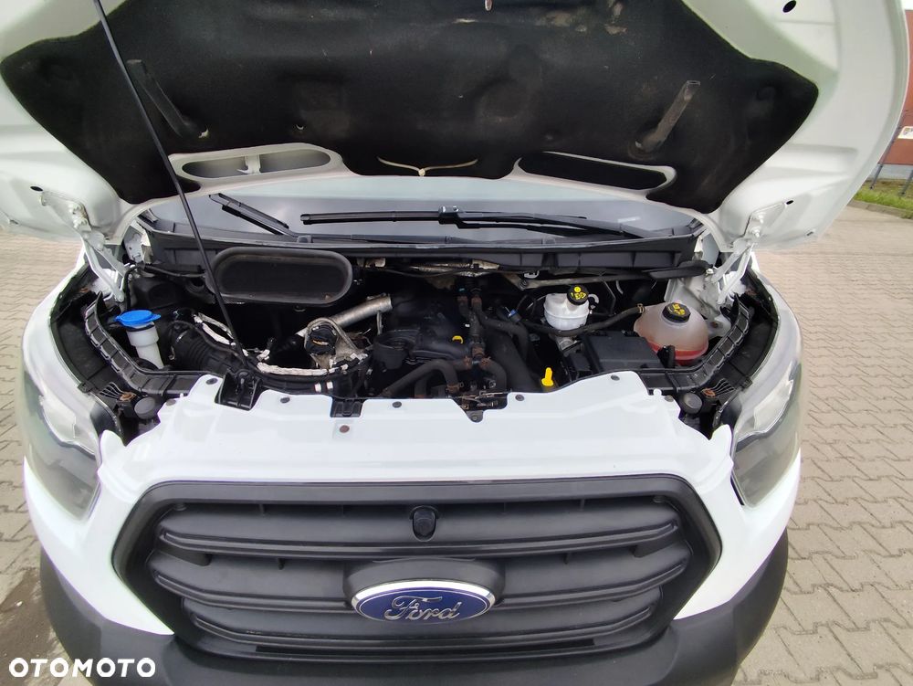 Ford Transit - 17