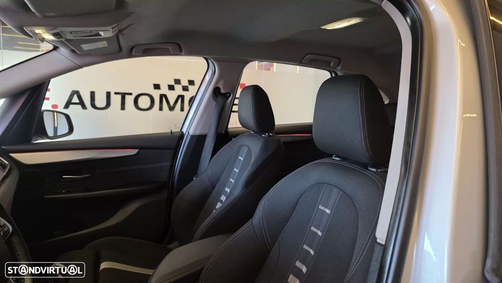 BMW 216 Active Tourer d Line Sport - 42