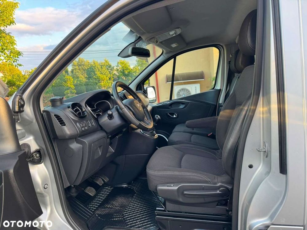 Opel Vivaro - 6