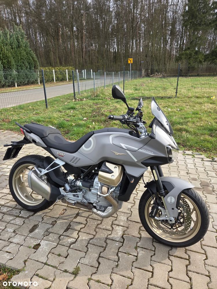 Moto Guzzi V100 Mandello - 4