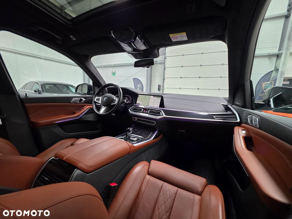 BMW X7 xDrive40d mHEV - 19