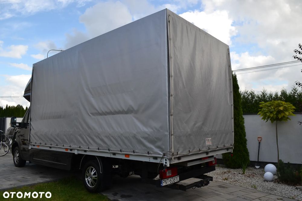 Mercedes-Benz Sprinter - 9