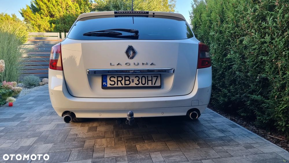 Renault Laguna dCi 180 FAP GT - 18