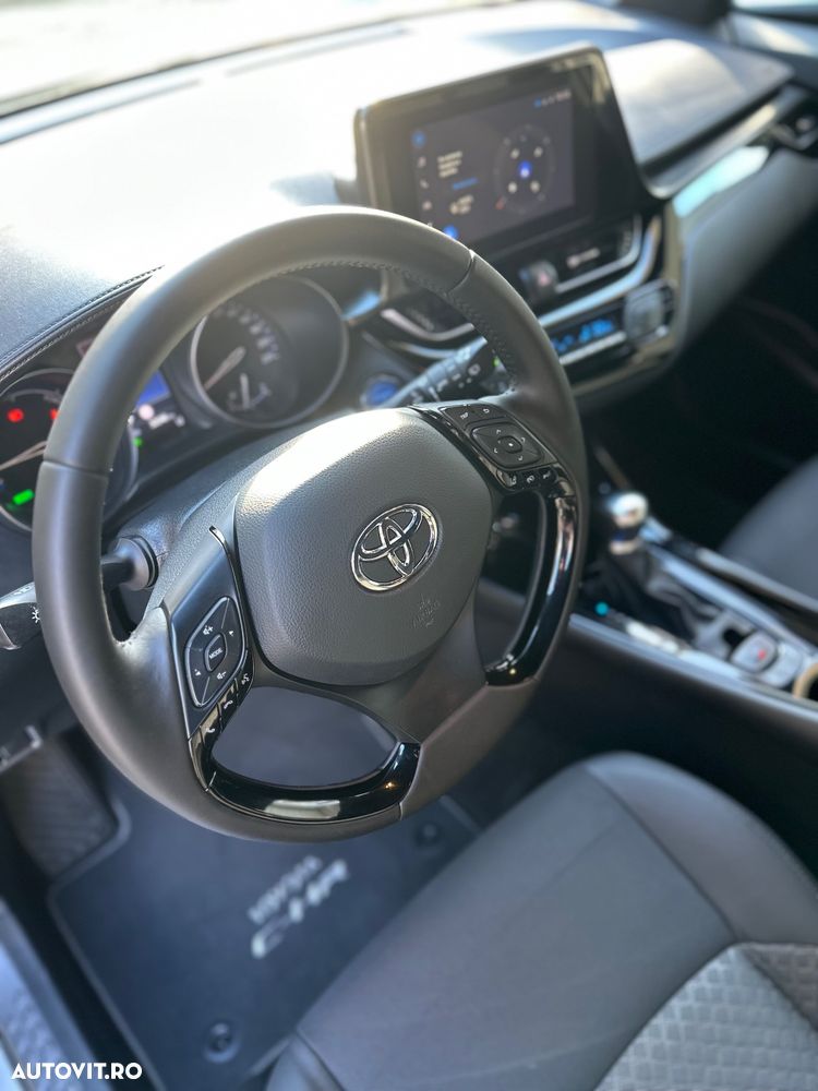 Toyota C-HR 1.8 HSD 4x2 CVT C-lassy LED - 16