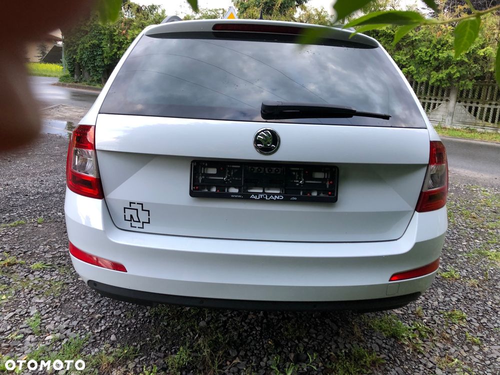 Skoda Octavia 1.4 TSI Joy DSG - 8