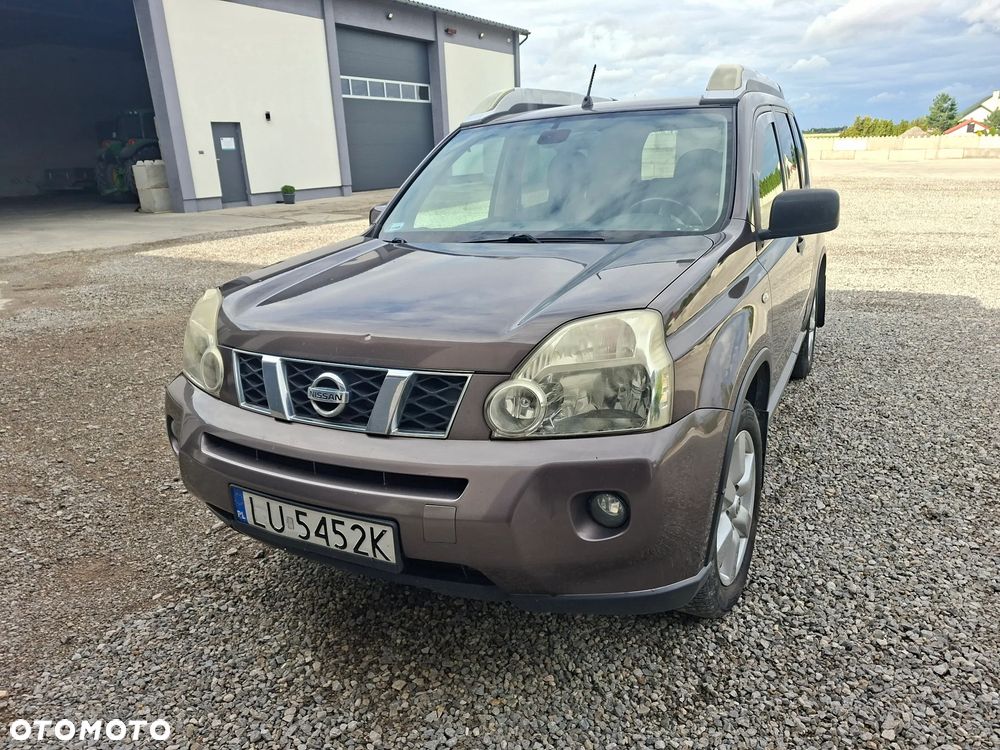 Nissan X-Trail 2.0 dCi LE - 2
