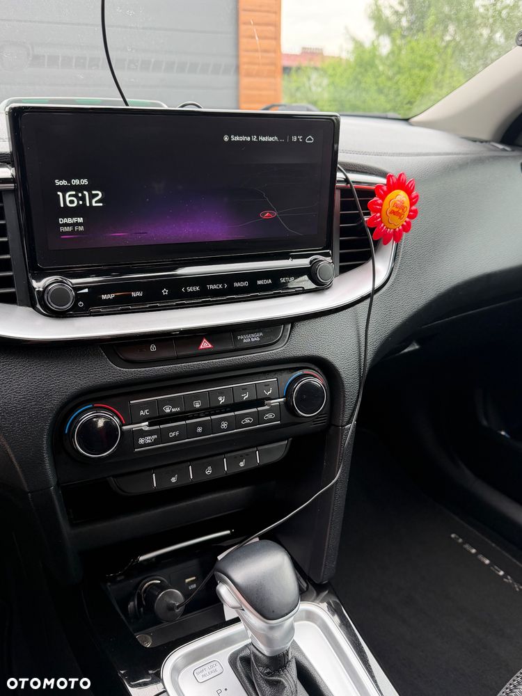 Kia XCeed - 24