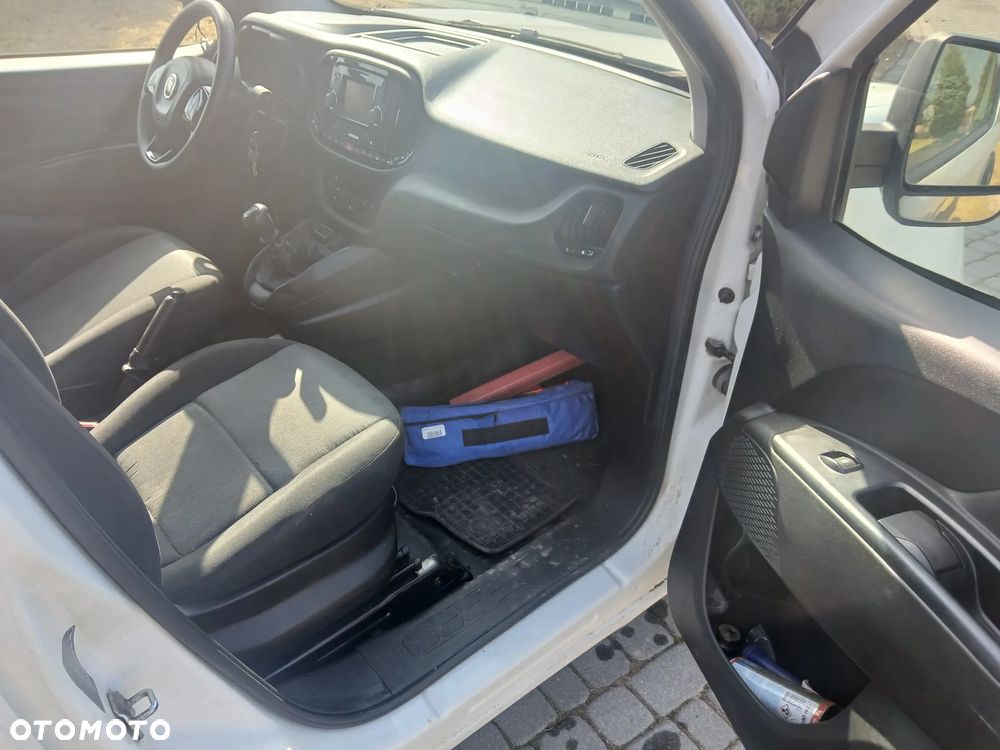 Fiat Doblo 1.4 T-Jet 16V First Edition - 15