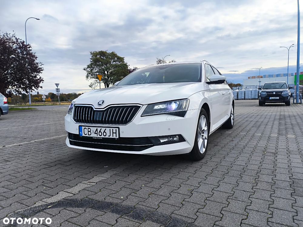 Skoda Superb 2.0 TDI 4x4 Style DSG - 13