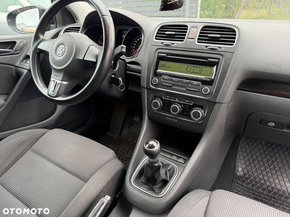 Volkswagen Golf 1.6 TDI DPF BlueMotion Technology Team - 15