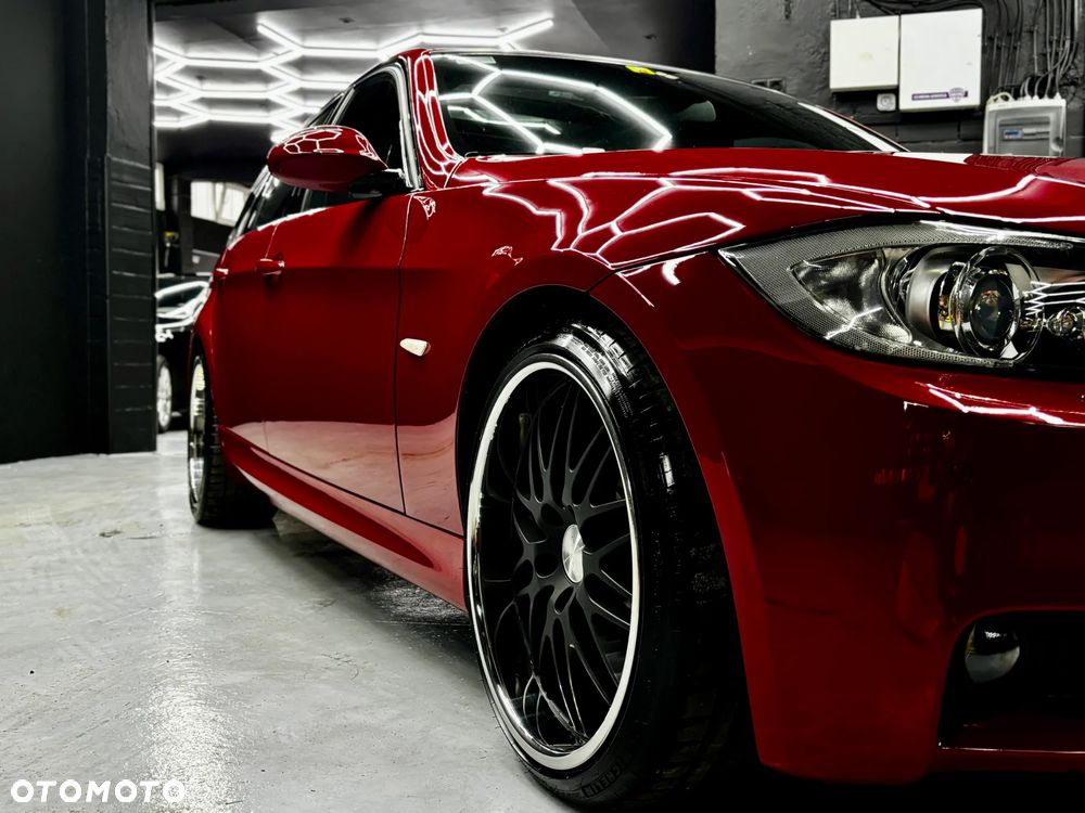 BMW Seria 3 335xi - 18