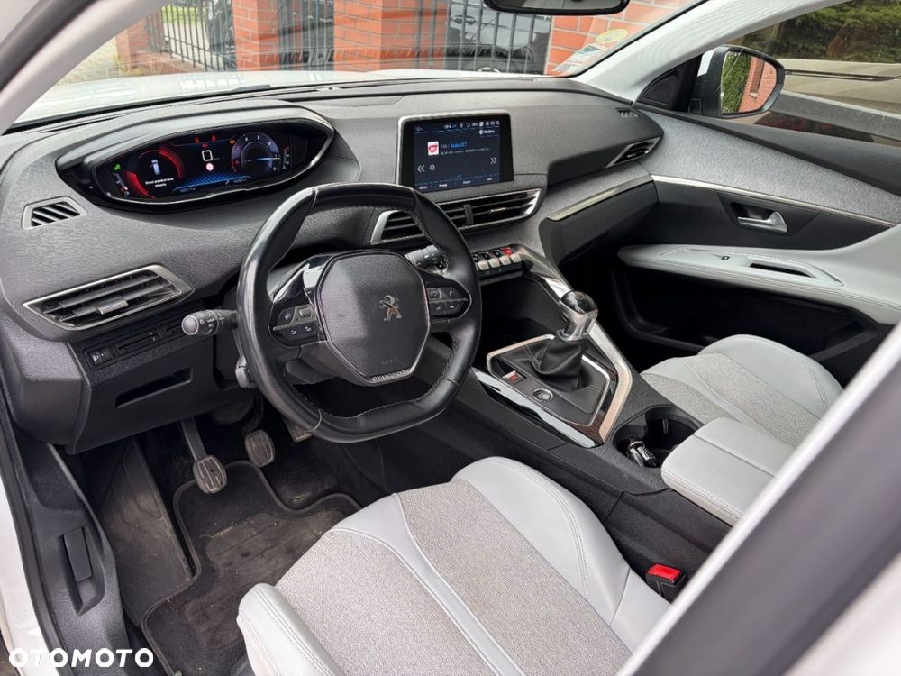 Peugeot 5008 1.5 BlueHDi Allure S&S - 7