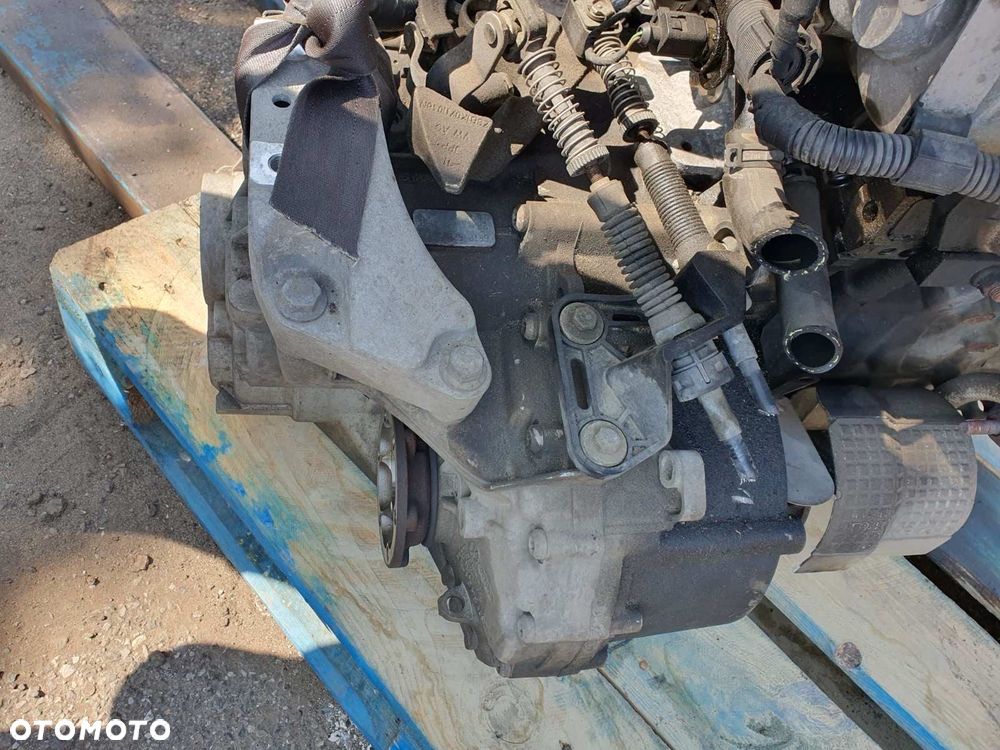 SKRZYNIA BIEGÓW SEAT AUDI SKODA VW 2.0 FSI KOD JLW - 3