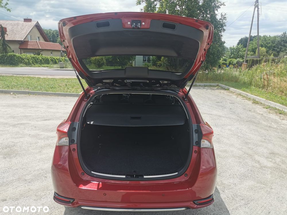 Toyota Auris Hybrid 135 Selection - 9