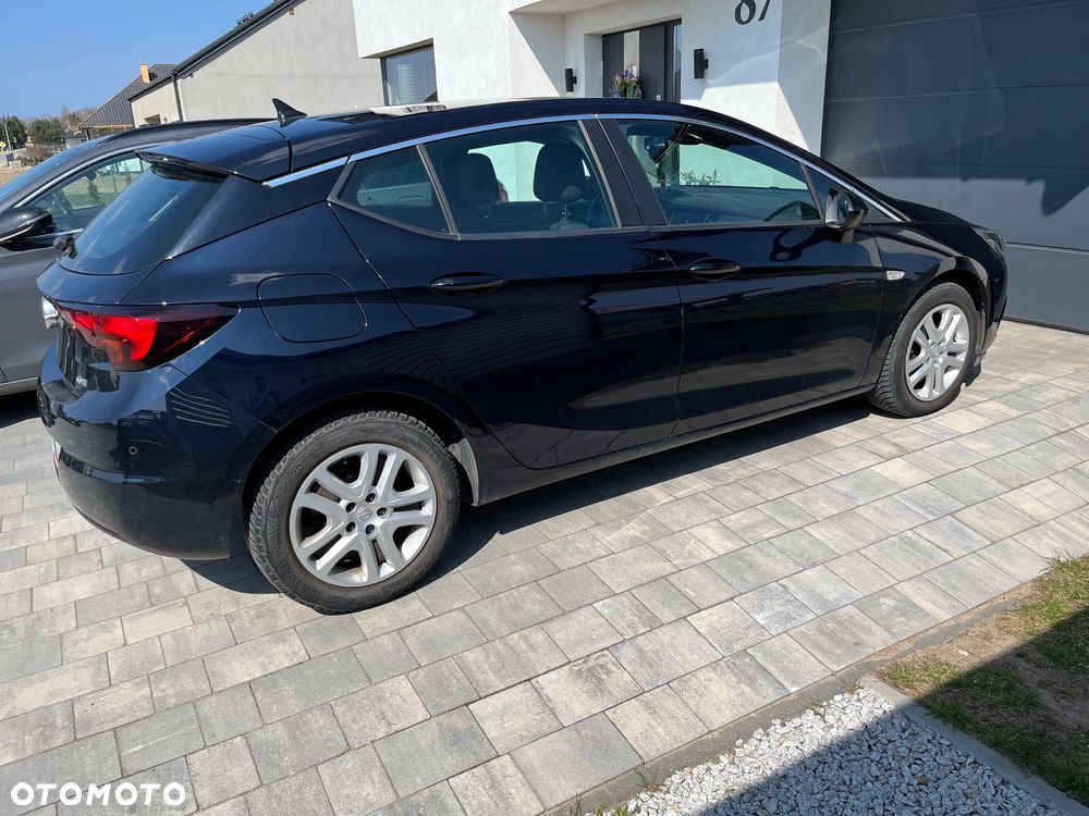 Opel Astra 1.6 D Start/Stop Business - 2