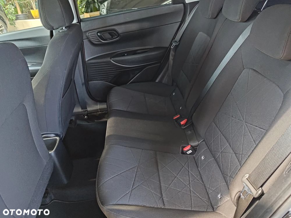 Hyundai Bayon 1.0 T-GDI Executive DCT - 32