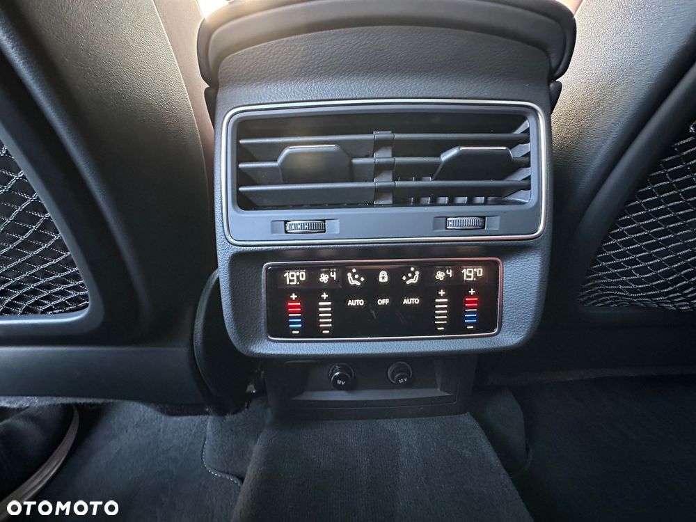 Audi SQ7 4.0 TDI Quattro Tiptronic - 37