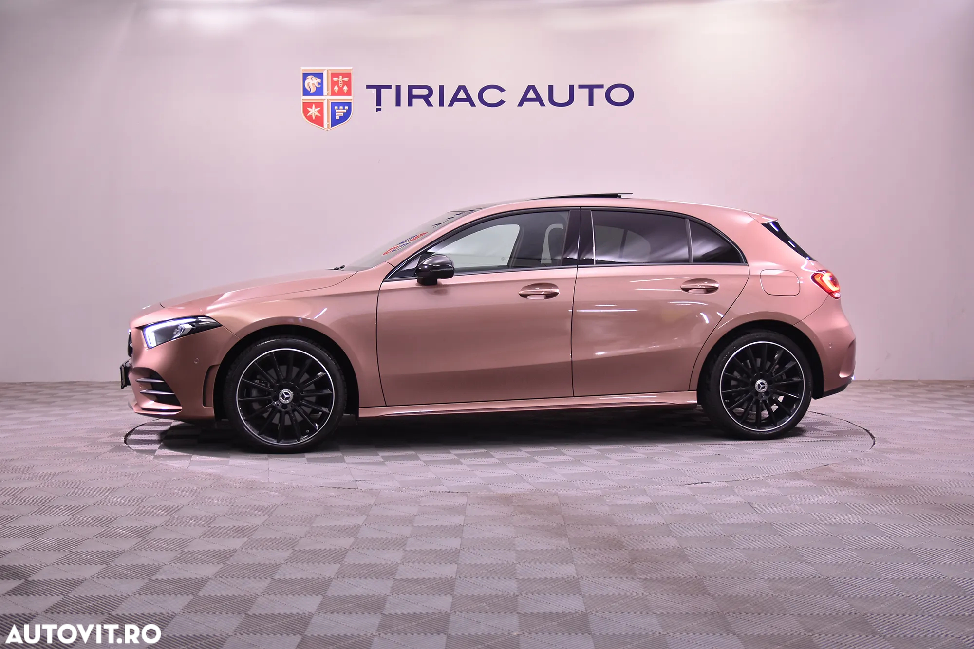 Mercedes-Benz A 250 e 8G-DCT Edition AMG Line - 2