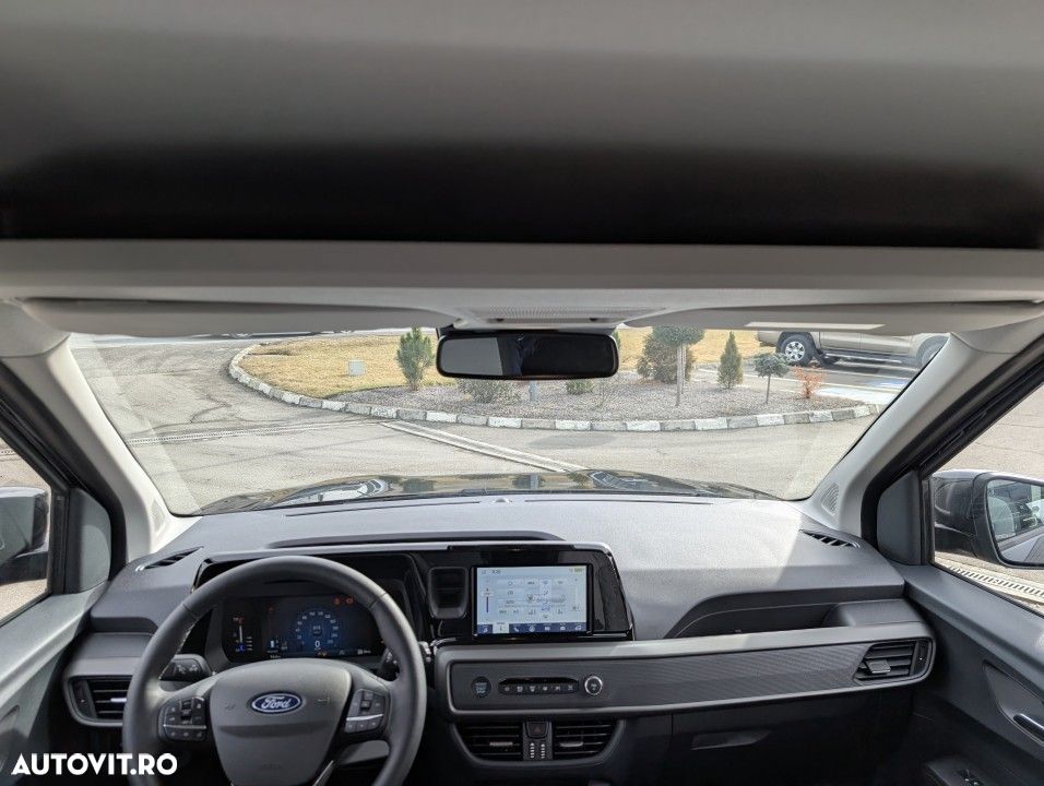 Ford Tourneo Courier 1.0 EcoBoost Titanium - 12