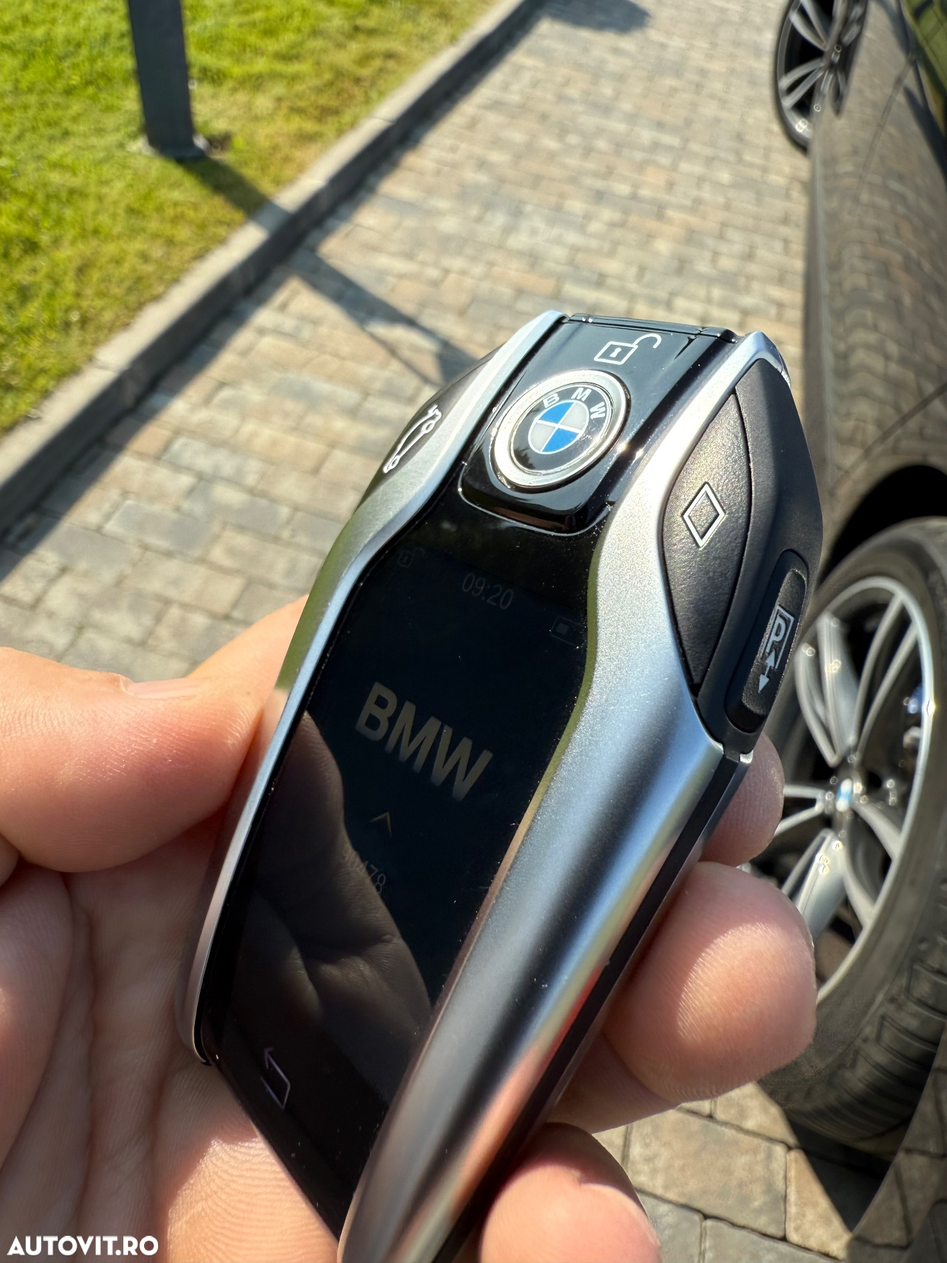 BMW Seria 7 740d xDrive - 26