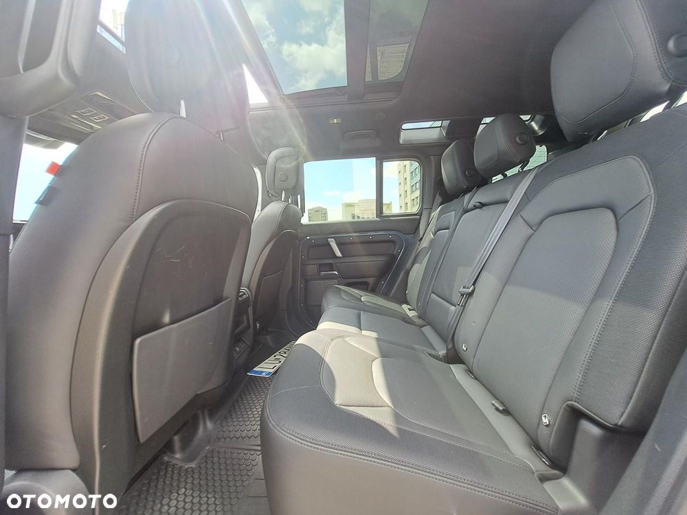 Land Rover Defender 2.0 P300 X-Dynamic HSE - 19