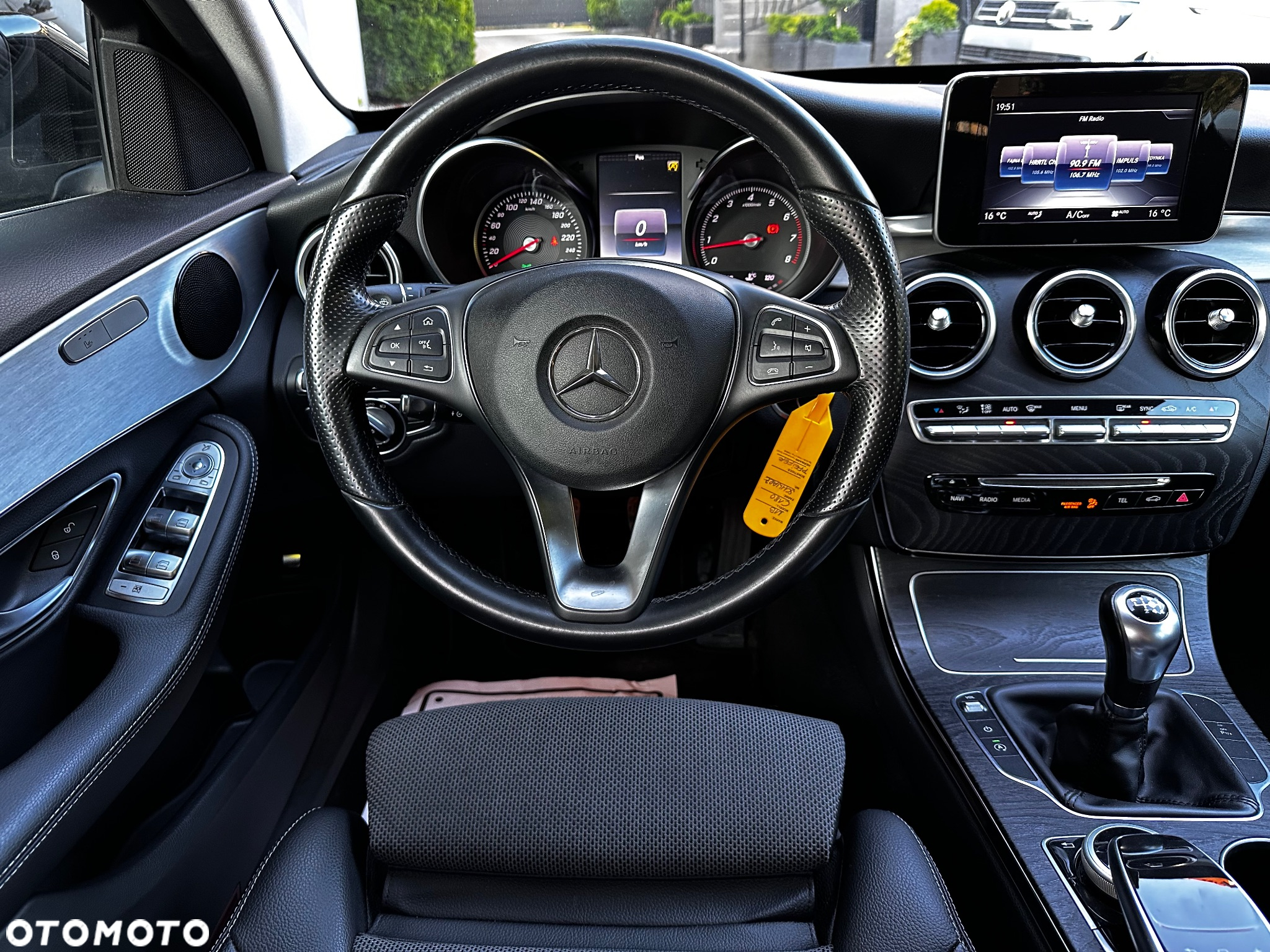 Mercedes-Benz Klasa C 180 T Avantgarde - 13