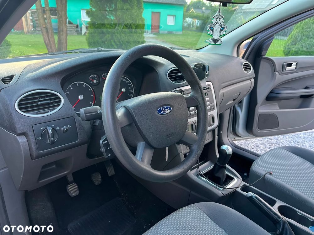 Ford Focus 1.6 Ti-VCT Trend - 10